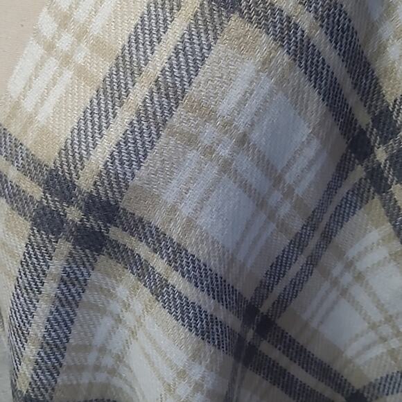 J.Jill Shawl Plaid Ruana Beige Plaid Flannel Blanket Wrap w/Fringe OS - Picture 5 of 9